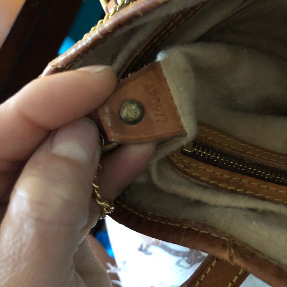 Louis Vuitton Bucket PM - Picture 5 of 8